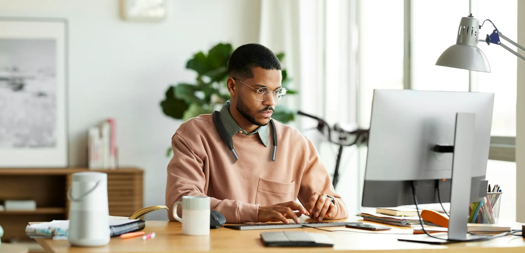 <p>Retrain Your Posture And Eliminate Back Pain For Good in just <em>one week</em>.</p>